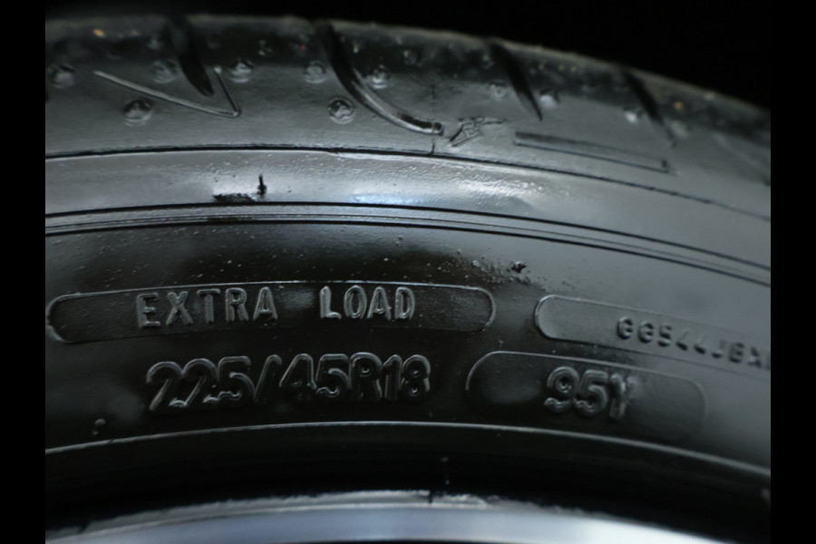 Mercedes-Benz C-Klasse Estate 300 e Business Solution AMG | Premium Plus | Trekhaak | Nightpakket | 360°-camera | 	Head-up display | KEYLESS GO-comfortpakket | Antidiefstalpakket GUARD 360° Plus | Memorypakket | Burmester® 3D sound system |