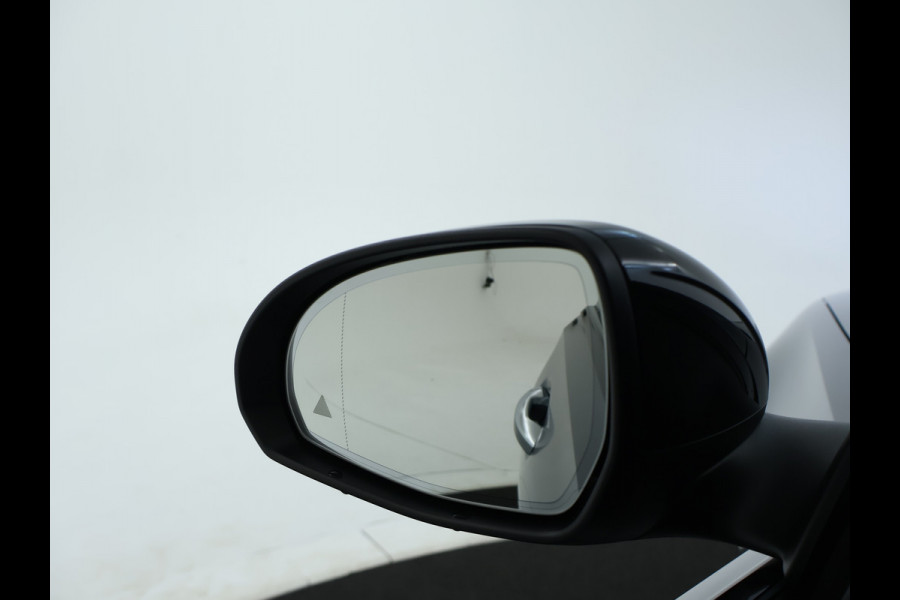 Mercedes-Benz C-Klasse Estate 300 e Business Solution AMG | Premium Plus | Trekhaak | Nightpakket | 360°-camera | 	Head-up display | KEYLESS GO-comfortpakket | Antidiefstalpakket GUARD 360° Plus | Memorypakket | Burmester® 3D sound system |