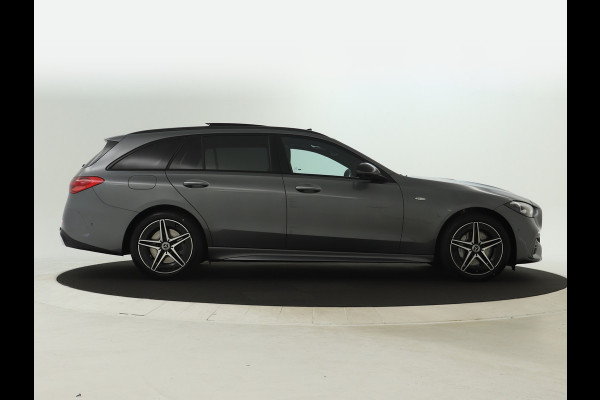 Mercedes-Benz C-Klasse Estate 300 e Business Solution AMG | Premium Plus | Trekhaak | Nightpakket | 360°-camera | 	Head-up display | KEYLESS GO-comfortpakket | Antidiefstalpakket GUARD 360° Plus | Memorypakket | Burmester® 3D sound system |