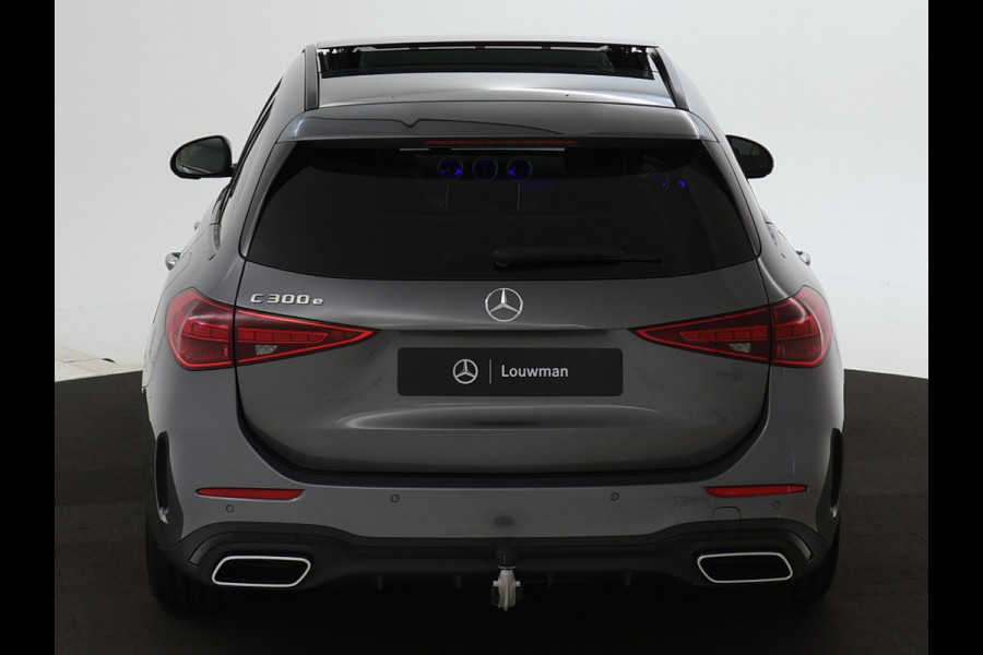 Mercedes-Benz C-Klasse Estate 300 e Business Solution AMG | Premium Plus | Trekhaak | Nightpakket | 360°-camera | 	Head-up display | KEYLESS GO-comfortpakket | Antidiefstalpakket GUARD 360° Plus | Memorypakket | Burmester® 3D sound system |