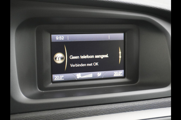 Volvo V40 2.0T Momentum Dual-Ecc Pdc 16" Licht-Regensensor Cruise Bluetooth Autonomous Emergency Braking Brake Assist System Privacy Glas Isofix  1500kg Trekvermogen! hoofdsteunen anti-whiplash Bots herkenning systeem EURO6