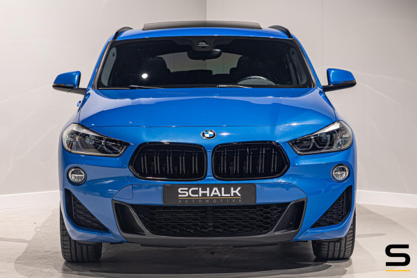 BMW X2 SDrive20i High Executive|NAP|Pano|HUD|H&K|Trekhaak|HUD