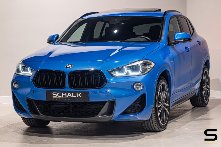 BMW X2 SDrive20i High Executive|NAP|Pano|HUD|H&K|Trekhaak|HUD