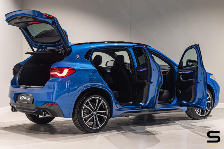 BMW X2 SDrive20i High Executive|NAP|Pano|HUD|H&K|Trekhaak|HUD