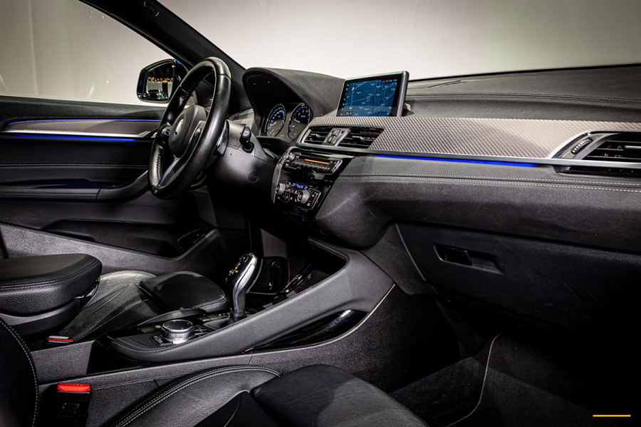 BMW X2 SDrive20i High Executive|NAP|Pano|HUD|H&K|Trekhaak|HUD