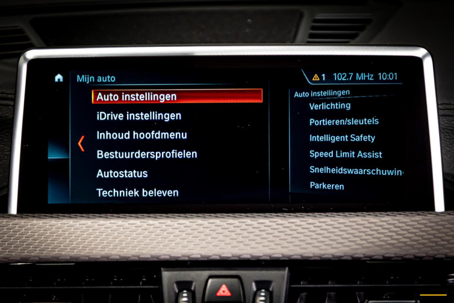 BMW X2 SDrive20i High Executive|NAP|Pano|HUD|H&K|Trekhaak|HUD