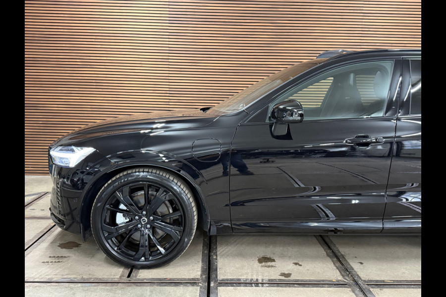 Volvo XC60 2.0 T6 Plug-in hybrid AWD Ultra Black Edition | Pano | Luchtvering | 21' inch | Harman/Kardon | BTW