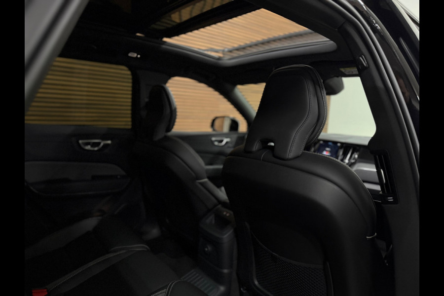 Volvo XC60 2.0 T6 Plug-in hybrid AWD Ultra Black Edition | Pano | Luchtvering | 21' inch | Harman/Kardon | BTW