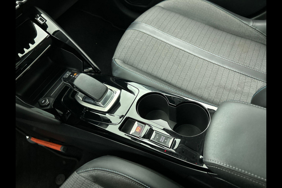 Peugeot e-208 EV Allure 50 kWh Panoramadak Airco ECC Adaptive Cruise Control Full LED Carplay Navi Parkeersensoren + Camera Achter DAB+