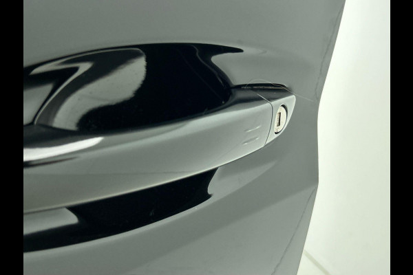 Peugeot e-208 EV Allure 50 kWh Panoramadak Airco ECC Adaptive Cruise Control Full LED Carplay Navi Parkeersensoren + Camera Achter DAB+