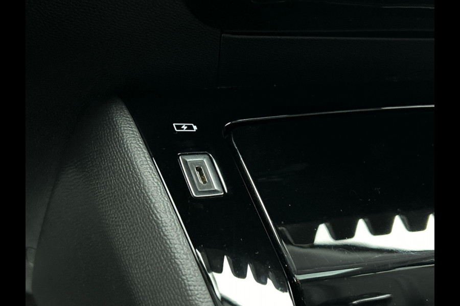 Peugeot e-208 EV Allure 50 kWh Panoramadak Airco ECC Adaptive Cruise Control Full LED Carplay Navi Parkeersensoren + Camera Achter DAB+