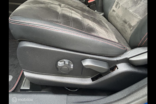 Ford EcoSport 1.0 EcoBoost ST-Line 125 PK Winter pack / 18" / FM nav / B&O / Camera / 61.168 KM