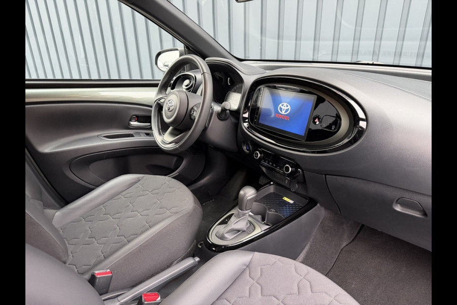 Toyota Aygo X 1.0 VVT-i S-CVT Premium | Nieuwstaat | 10 jaar GARANTIE | Rijklaar!!