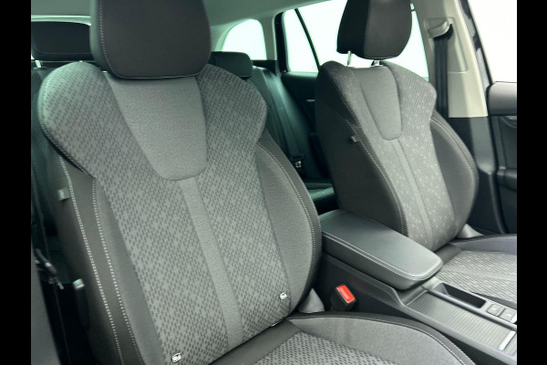 Škoda Octavia Combi 1.0 e-TSI DSG Business Edition Plus | Climate Control | Navigatie | Apple Carplay/Android Auto | Trekhaak | Virtual Cockpit | PDC VA | Camera | Adaptive Cruise Control