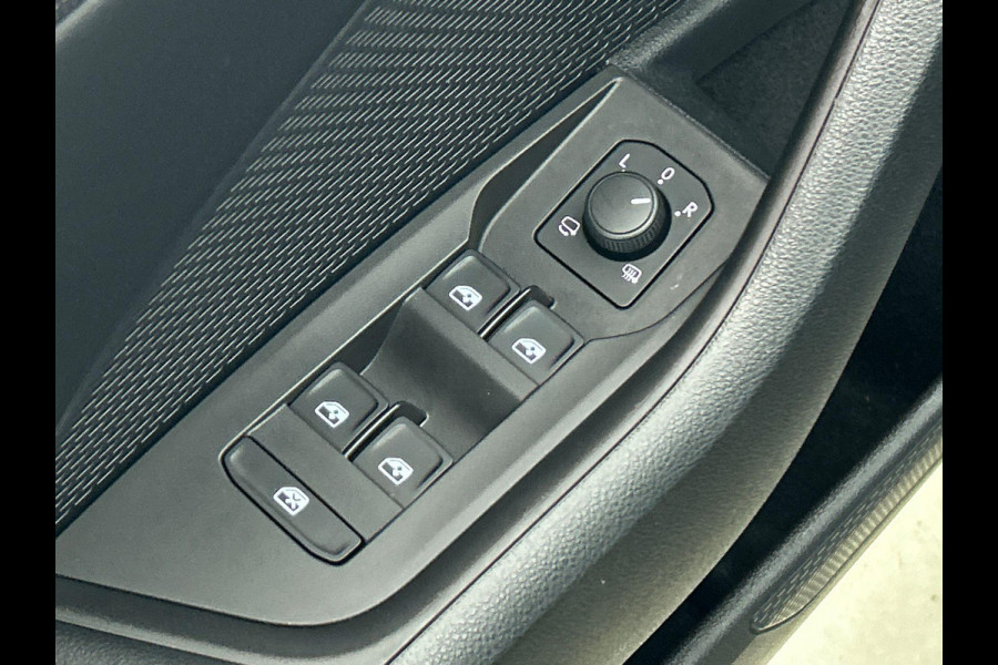 Škoda Octavia Combi 1.0 e-TSI DSG Business Edition Plus | Climate Control | Navigatie | Apple Carplay/Android Auto | Trekhaak | Virtual Cockpit | PDC VA | Camera | Adaptive Cruise Control