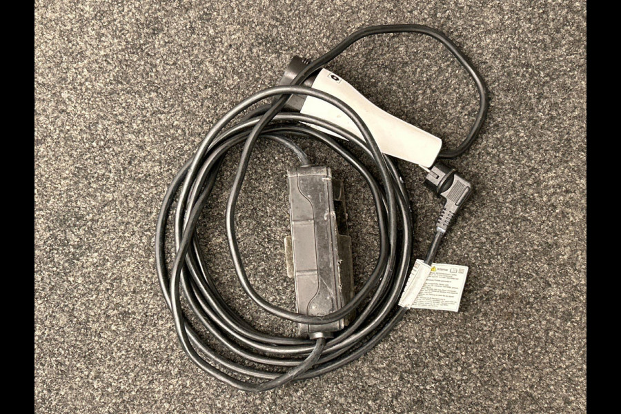 Kia Sportage 1.6 T-GDi Plug-in Hybrid AWD DynamicPlusLine Pano/dak Carplay Adaptive-cruise Camera Leder