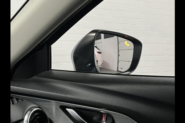 Mazda CX-3 2.0 SkyActiv-G 121 Luxury Adapt. cruise | Leder | Camera | Stoel-/Stuurverwarming | Head-up | Navigatie