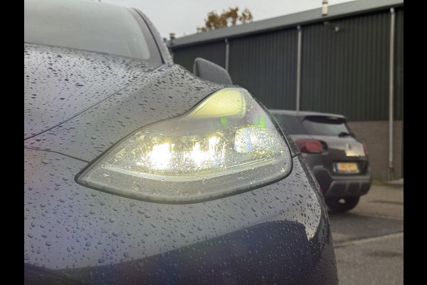 Tesla Model Y RWD 58 kWh AFNEEMBARE TREKHAAK| STOEL/ STUURVERW| AUTOPILOT| RIJKLAARPRIJS INCL. TESLA GARANTIE t/m 03-2027/80.000km accu en aandrijflijn t/m 03-2031/160.000km