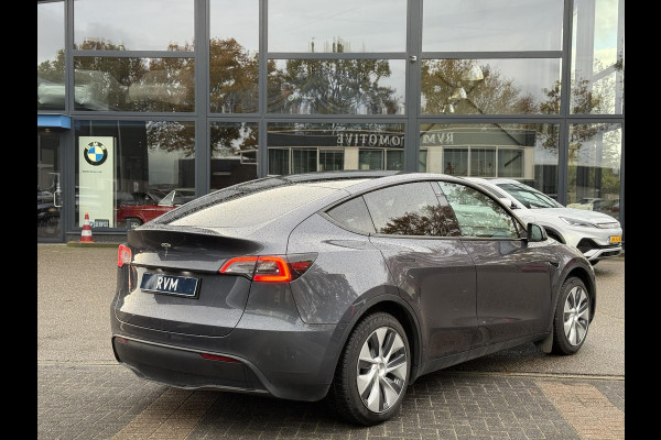 Tesla Model Y RWD 58 kWh AFNEEMBARE TREKHAAK| STOEL/ STUURVERW| AUTOPILOT| RIJKLAARPRIJS INCL. TESLA GARANTIE t/m 03-2027/80.000km accu en aandrijflijn t/m 03-2031/160.000km