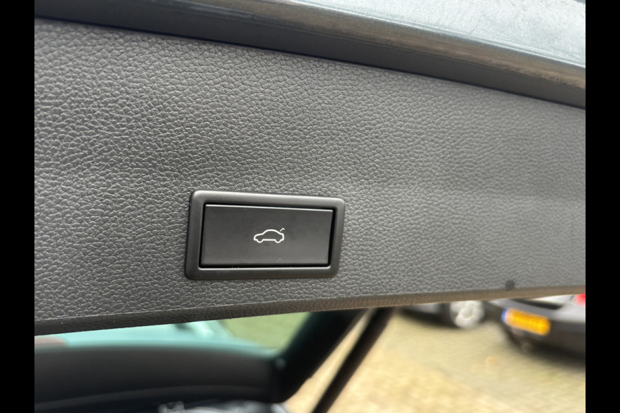 Seat Ateca 1.5 TSI Business Intense | Automaat | Trekhaak | Stoel Verwarming | Apple Carplay