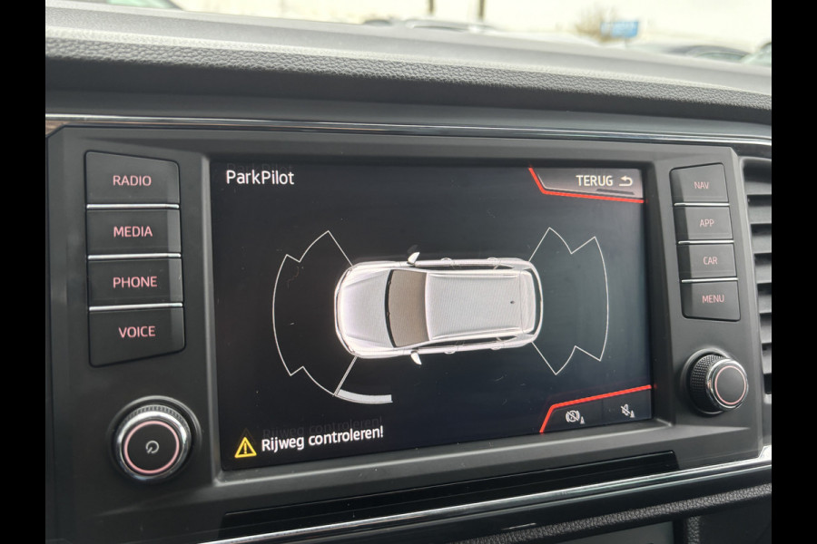 Seat Ateca 1.5 TSI Business Intense | Automaat | Trekhaak | Stoel Verwarming | Apple Carplay