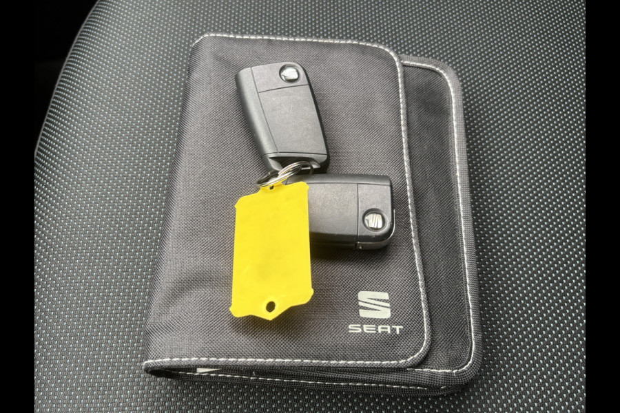 Seat Ateca 1.5 TSI Business Intense | Automaat | Trekhaak | Stoel Verwarming | Apple Carplay