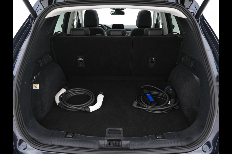 Ford Kuga 2.5 PHEV Vignale (Plug-In) (INCL-BTW) Aut. *PANO | LEATHER | DIGI-COCKPIT | FULL-LED | BANG/OLUFSEN-AUDIO |  HEAD-UP | KEYLESS | DAB | CARPLAY | NAVI-FULLMAP | MEMORY-PACK | HEATED-COMFORTSEATS | LANE-ASSIST | .