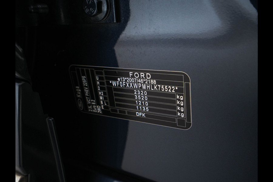 Ford Kuga 2.5 PHEV Vignale (Plug-In) (INCL-BTW) Aut. *PANO | LEATHER | DIGI-COCKPIT | FULL-LED | BANG/OLUFSEN-AUDIO |  HEAD-UP | KEYLESS | DAB | CARPLAY | NAVI-FULLMAP | MEMORY-PACK | HEATED-COMFORTSEATS | LANE-ASSIST | .