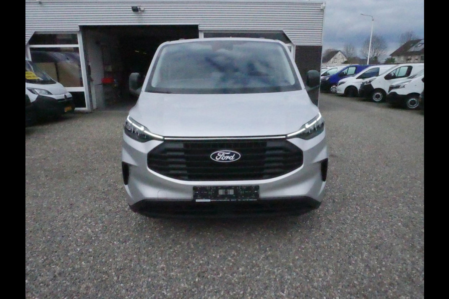 Ford Transit Custom 2.0TDCI 150PK L2H1 Dubbel Cabine NIEUW BPM-vrij Nieuw direct uit voorraad leverbaar, Met 5 jaar Ford garantie/ max 200.000 KM