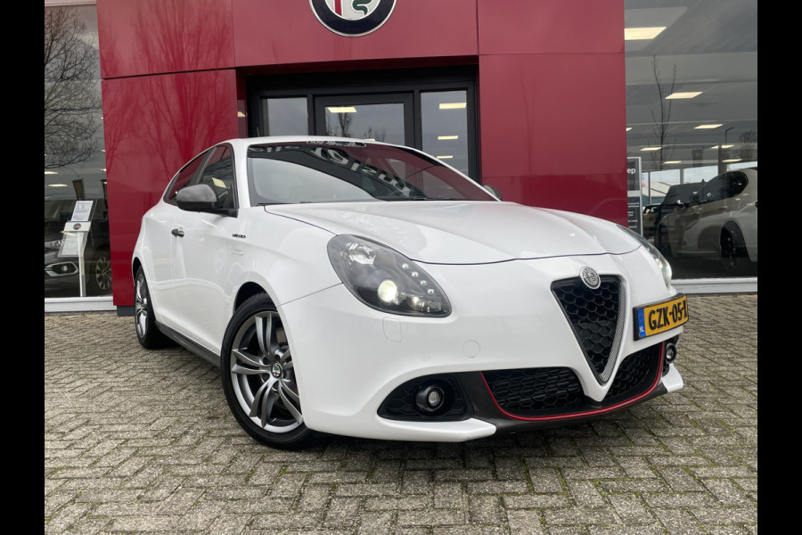 Alfa Romeo Giulietta 1.4 Turbo MultiAir Super | Xenon | Stoelverwarming | Carbon delen | Veloce bumpers Bose