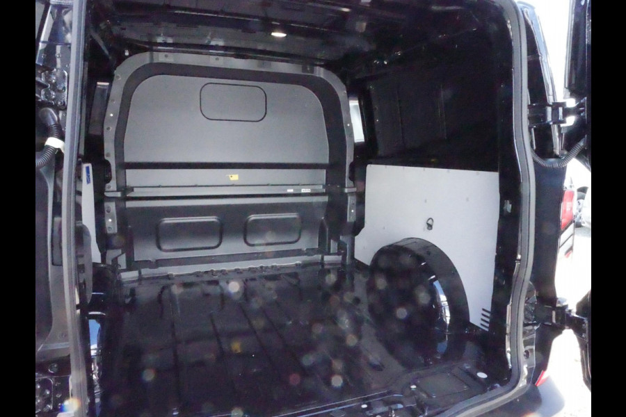 Ford Transit Custom 2.0TDCI 150PK, L2H1, Dubbel Cabine, Airco, Nieuw direct uit voorraad leverbaar, Met 5 jaar Ford garantie/ max 200.000 KM