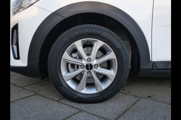 Kia Stonic 1.0 T-GDi MHEV DynamicLine | Cruise | Carplay | Airco | Camera |