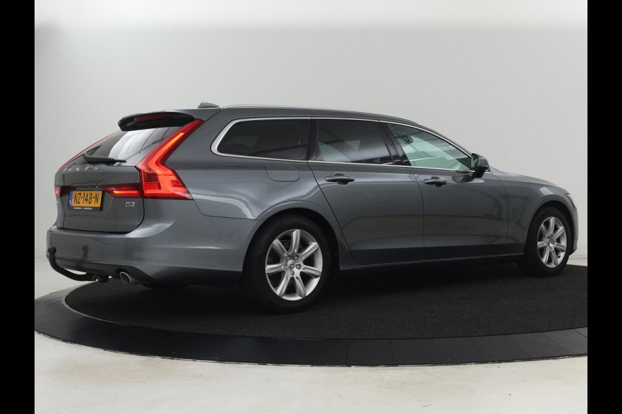 Volvo V90 2.0 D3 Momentum | Leder | Trekhaak | Stoelverwarming | Adaptive cruise | Carplay | Navigatie | Digital Cockpit | Full LED | Parkeerhulp | Climate control
