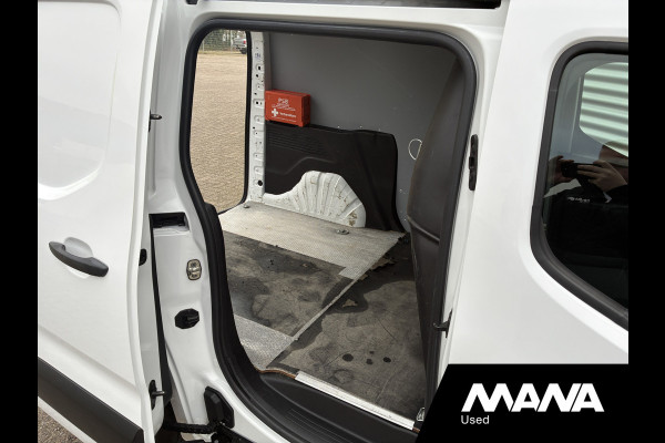 Peugeot Partner 1.5 BlueHDI 130PK L1H1 Automaat Premium Carplay Trekhaak Cruise Sensoren