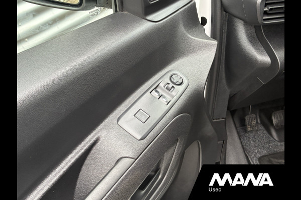 Peugeot Partner 1.5 BlueHDI 130PK L1H1 Automaat Premium Carplay Trekhaak Cruise Sensoren