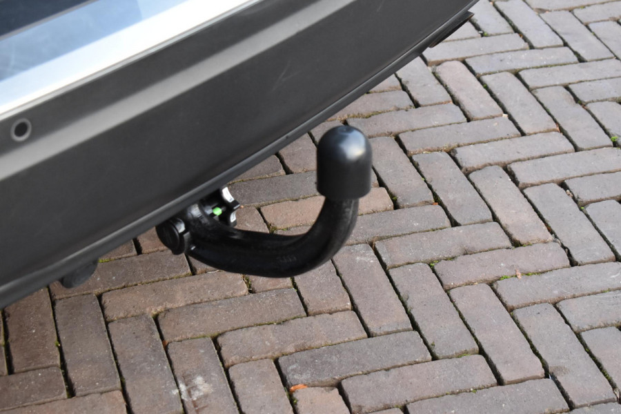 Peugeot 2008 1.2 PureTech Active | Trekhaak | Carplay | Stoelverw. | Incl. garantie