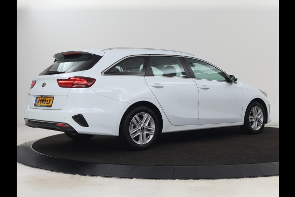 Kia Ceed 1.4 T-GDi DynamicLine | Automaat | Carplay | Camera | Navigatie | Parkeerhulp | Climate control | Bluetooth | Cruise control