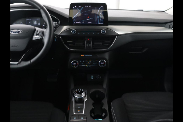 Ford Focus 1.0 EcoBoost Titanium | Automaat | Carplay | Navigatie | Keyless | Climate control | Parkeerhulp | Cruise control | Bluetooth