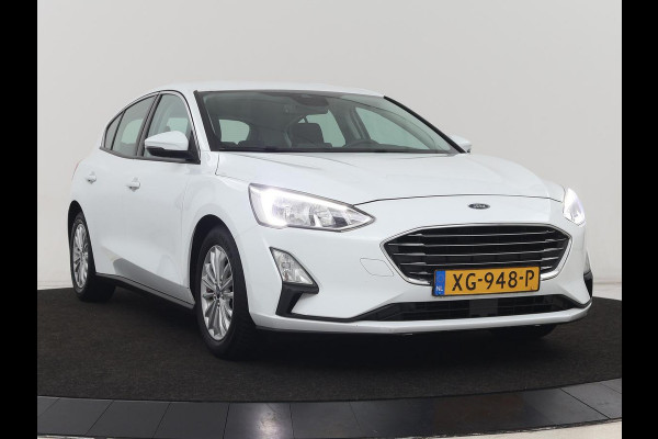 Ford Focus 1.0 EcoBoost Titanium | Automaat | Carplay | Navigatie | Keyless | Climate control | Parkeerhulp | Cruise control | Bluetooth