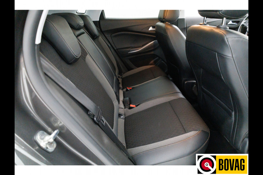 Opel Grandland X 1.2 Turbo Innovation 131 PK | Elec. achterklep | On-star | Cruise | Dodehoek detectie | Confortstoelen | Parkeerhulp, Regensensor, Apple Carplay, Android auto, Navigatie
