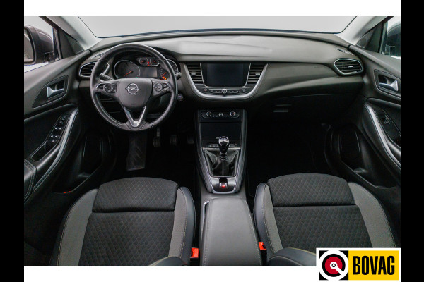 Opel Grandland X 1.2 Turbo Innovation 131 PK | Elec. achterklep | On-star | Cruise | Dodehoek detectie | Confortstoelen | Parkeerhulp, Regensensor, Apple Carplay, Android auto, Navigatie