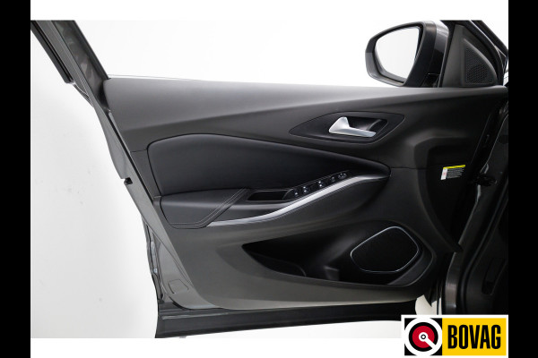 Opel Grandland X 1.2 Turbo Innovation 131 PK | Elec. achterklep | On-star | Cruise | Dodehoek detectie | Confortstoelen | Parkeerhulp, Regensensor, Apple Carplay, Android auto, Navigatie