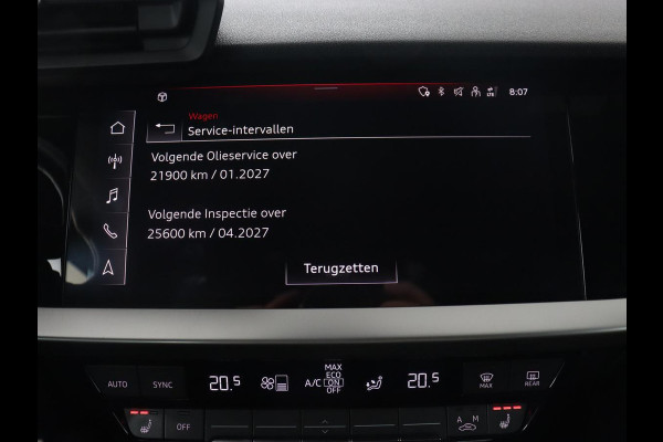 Audi A3 30 TFSI S edition | Stoelverwarming | Park Assist | Carplay | Sportstoelen | Half leder | Virtual Cockpit | Full LED | Navigatie | Bluetooth | Climate control | Cruise control