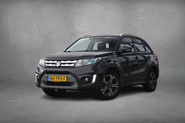 Suzuki Vitara 1.6 High Executive Allgrip | 4X4 | Trekhaak | Pano | Half Leer | Stoelverwarming
