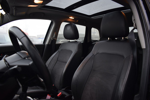 Suzuki Vitara 1.6 High Executive Allgrip | 4X4 | Trekhaak | Pano | Half Leer | Stoelverwarming