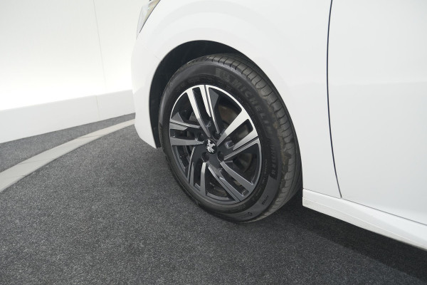 Peugeot 208 PureTech 100 Allure | Adaptieve Cruise Control | Camera | Apple Carplay