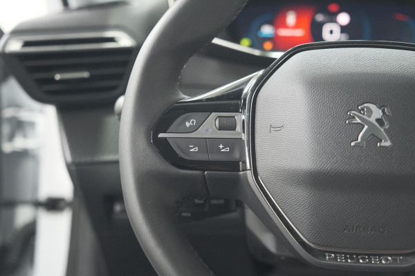 Peugeot 208 PureTech 100 Allure | Adaptieve Cruise Control | Camera | Apple Carplay