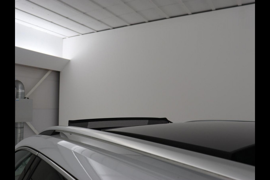 Škoda Kodiaq 1.5 TSI Business Edition Plus | Panoramadak | Trekhaak | Stoelverwarming | Adaptive cruise | Camera | Carplay | Achterbankverwarming | Virtual Cockpit | Keyless | Full LED