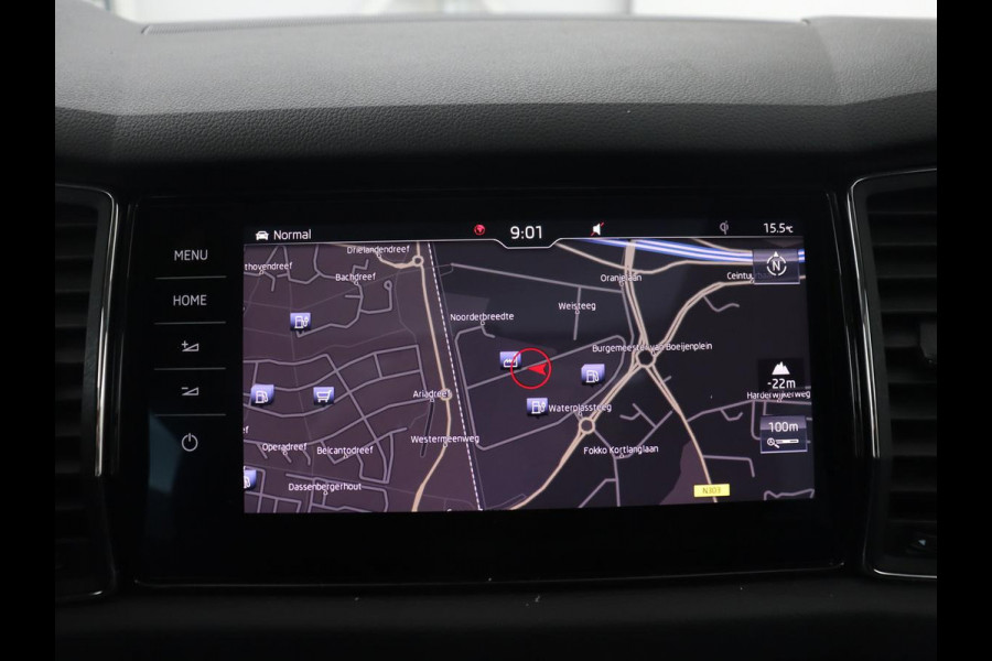 Škoda Kodiaq 1.5 TSI Business Edition Plus | Panoramadak | Trekhaak | Stoelverwarming | Adaptive cruise | Camera | Carplay | Achterbankverwarming | Virtual Cockpit | Keyless | Full LED