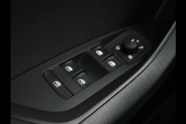 Škoda Kodiaq 1.5 TSI Business Edition Plus | Panoramadak | Trekhaak | Stoelverwarming | Adaptive cruise | Camera | Carplay | Achterbankverwarming | Virtual Cockpit | Keyless | Full LED